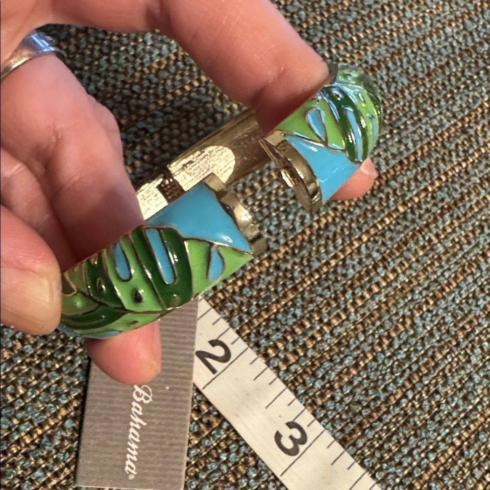 3023 Tommy Bahama Enamel bracelet MSRP $32 - Picture 4 of 7